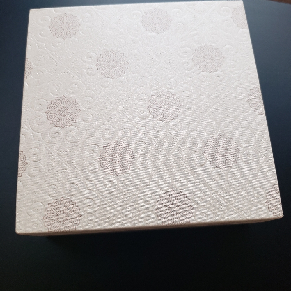 Pearl Necklace - Picture 3 of 5